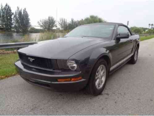 Ford Mustang Base Convertible (2008)