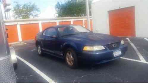 2000 Ford Mustang