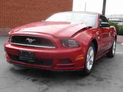 2013 Ford Mustang Convertible