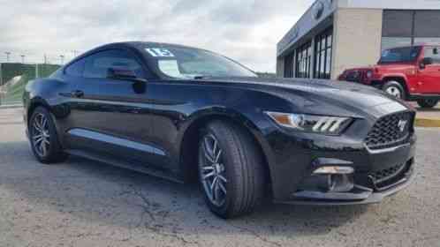 Ford Mustang EcoBoost (2015)