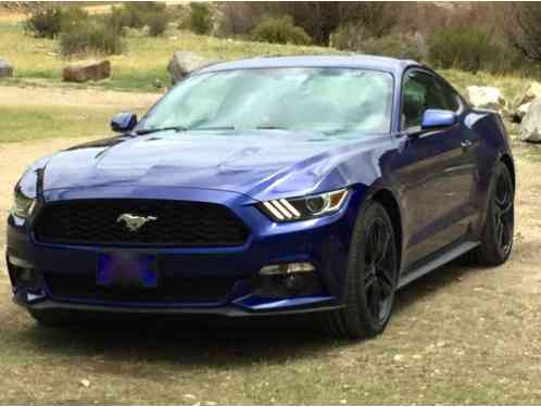 Ford Mustang EcoBoost Premium (2015)