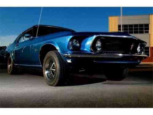 Ford Mustang Grande 1969 Black Vinyl Roof Light Blue