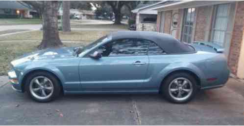 2005 Ford Mustang