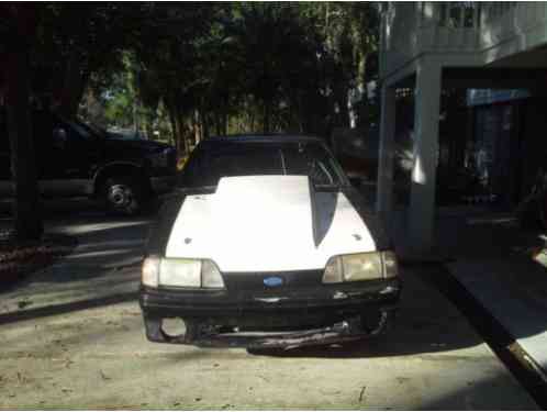 1992 Ford Mustang