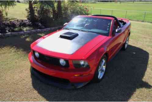 Ford Mustang GT (2006)