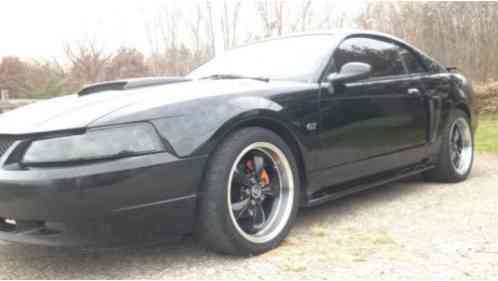 Ford Mustang GT (2001)