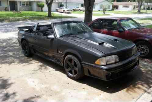 1987 Ford Mustang GT: convertible