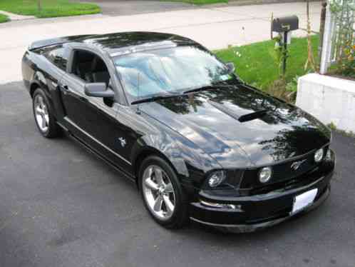 Ford Mustang GT Premium (2009)