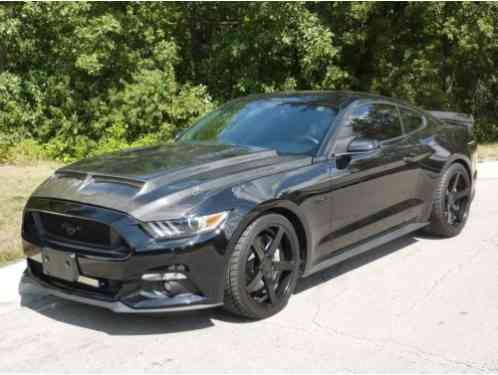 Ford Mustang GT PREMIUM (2016)