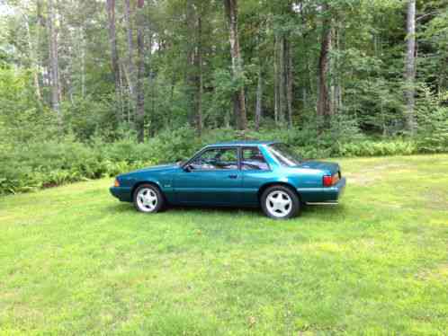 Ford Mustang LX notchback (1993)