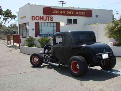 Ford Other 5-Window (1932)