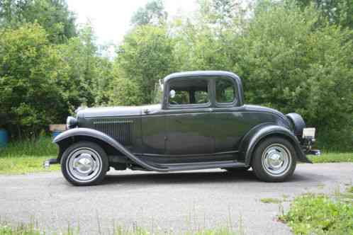 Ford 5 Window Coupe Coupe (1932)