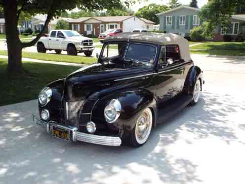 1940 Ford convertible