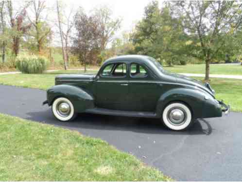 Ford Other Deluxe Coupe (1940)