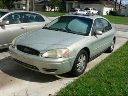 2005 Ford Taurus