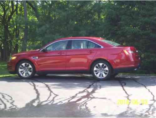 2010 Ford Taurus