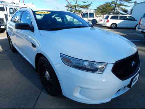 Ford Taurus POLICE (2013)