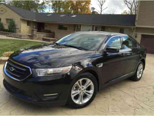 Ford Taurus SEL (2014)