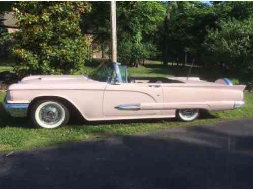 1959 Ford Thunderbird