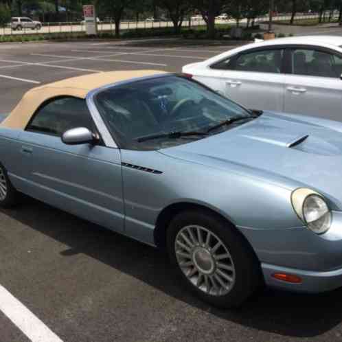 Ford Thunderbird (2004)