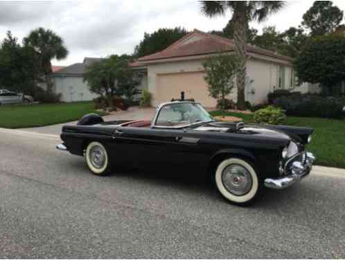 1956 Ford Thunderbird