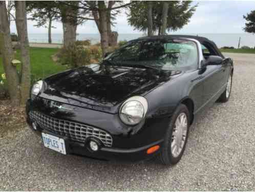 2002 Ford Thunderbird