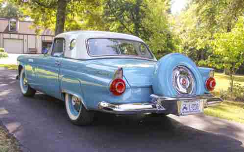 1956 Ford Thunderbird