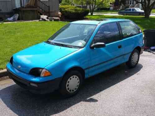 Geo Metro (1993)