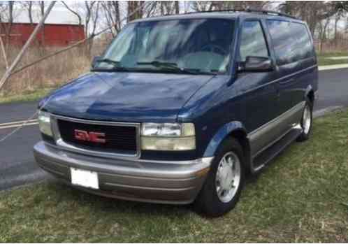 2003 GMC Safari Standard