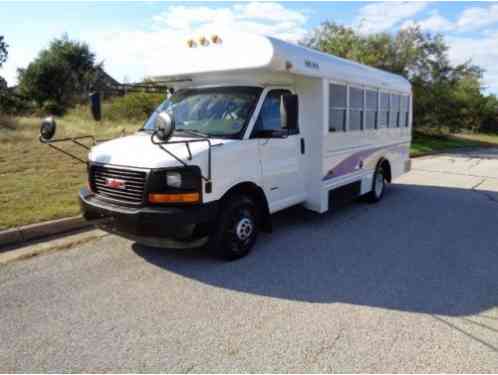 2007 GMC Savana 12 Passenger Bus Handicap Ramp Duramax Diesel