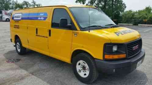 GMC Savana Work Van (2012)