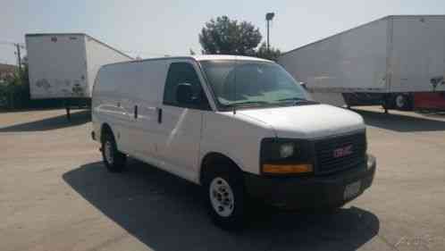 GMC Savana Work Van (2012)