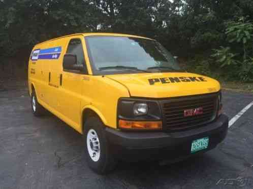 GMC Savana Work Van (2010)