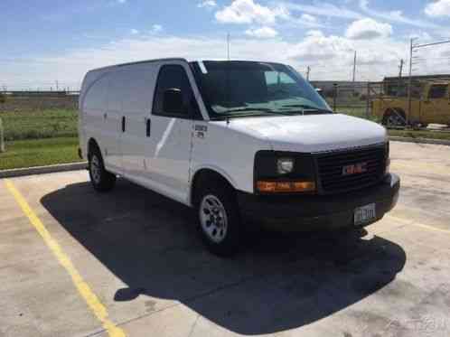 GMC Savana Work Van (2012)