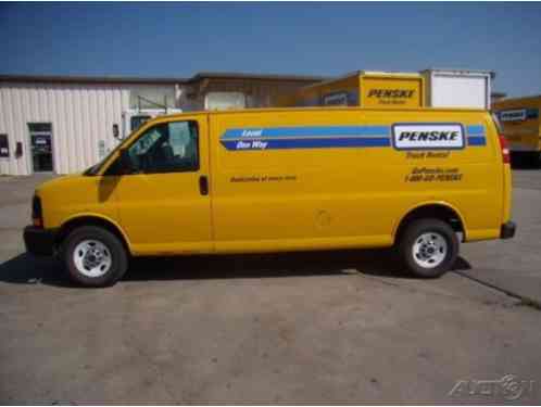 GMC Savana Work Van (2012)