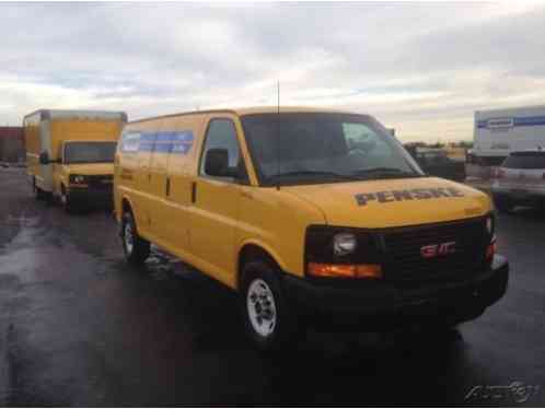 GMC Savana Work Van (2012)