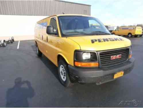 2010 GMC Savana Work Van