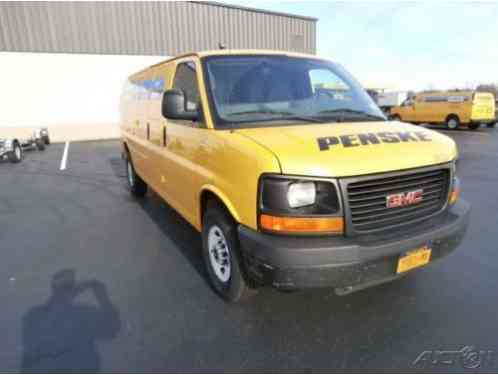 2010 GMC Savana Work Van