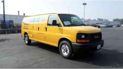 GMC Savana Work Van (2010)