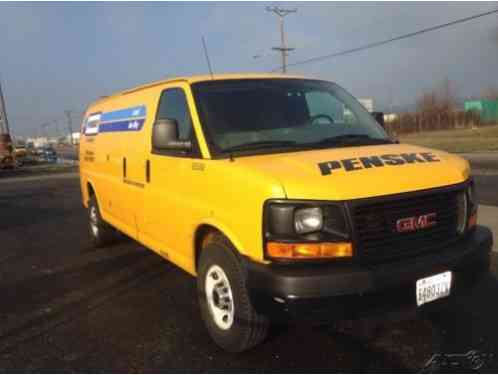 GMC Savana Work Van (2012)