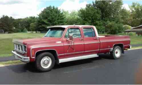 GMC Sierra 2500 3+3 Camper Special (1974)