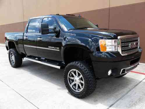 GMC Sierra 2500 Denali Crew Cab (2013)