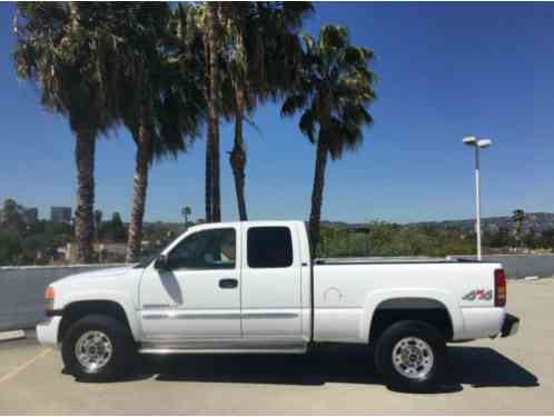 2003 GMC Sierra 2500 HD, 4X4, 8. 1L, SHORT BED