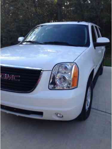 GMC Yukon 1500 (2013)