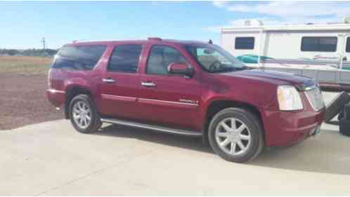 GMC Yukon Denali XL (2007)