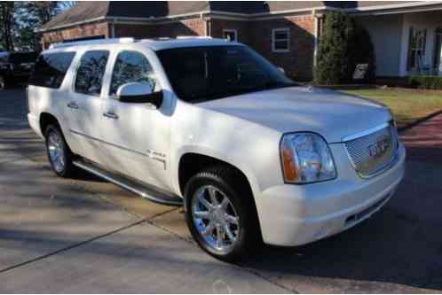 GMC Yukon (2013)