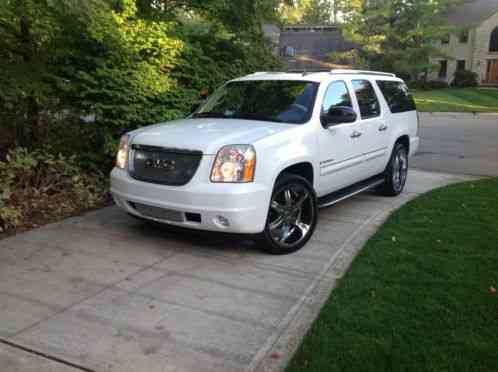 GMC Yukon XL (2007)