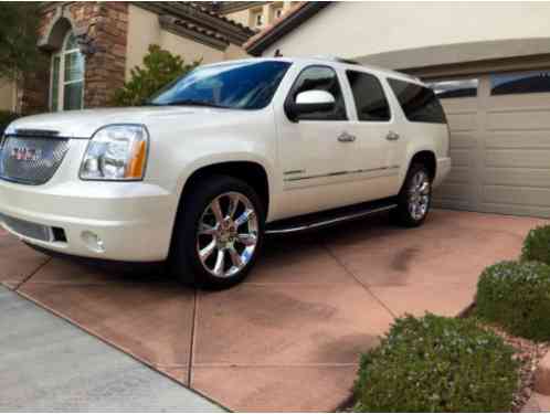 2010 GMC Yukon YUKON XL 1500 4D 4X4 DENALI