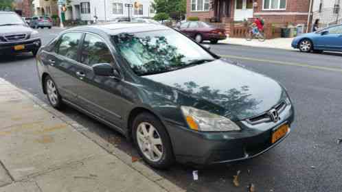 Honda Accord EX (2005)