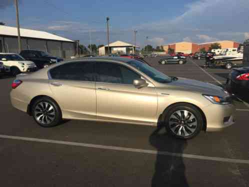 2014 Honda Accord Hybrid